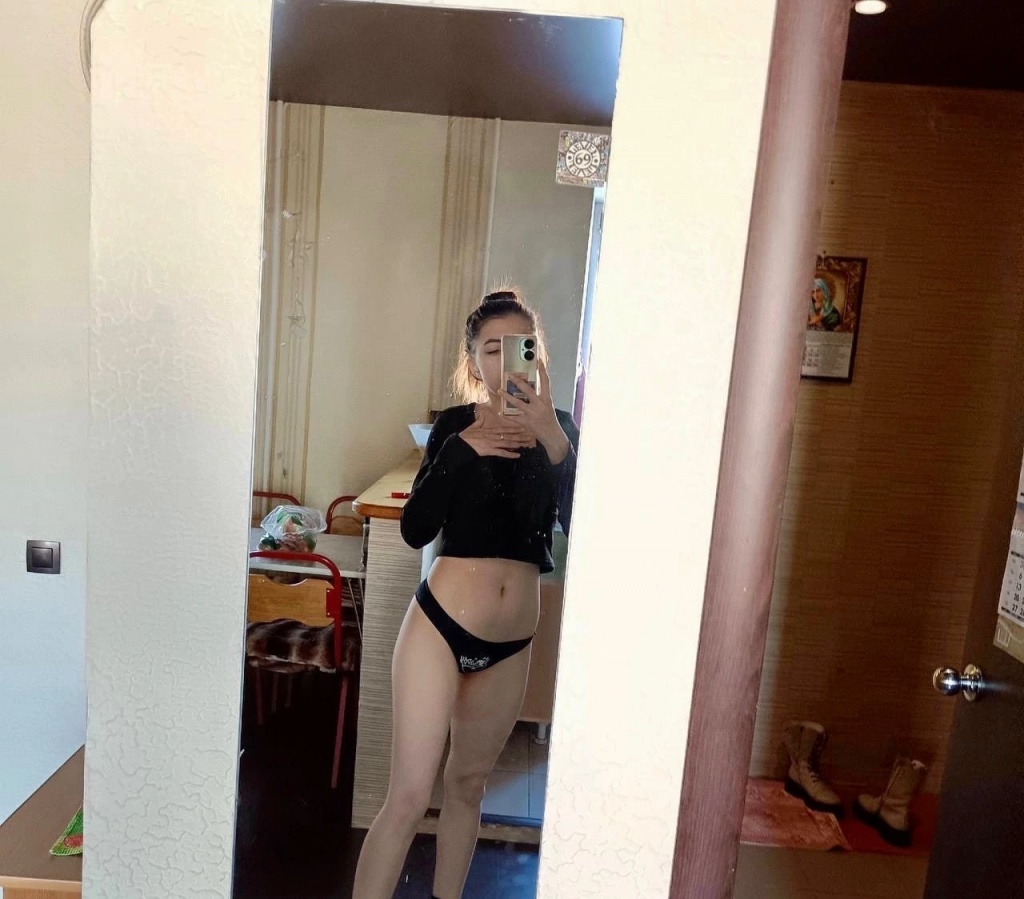 Алена : проститутки индивидуалки в Омске