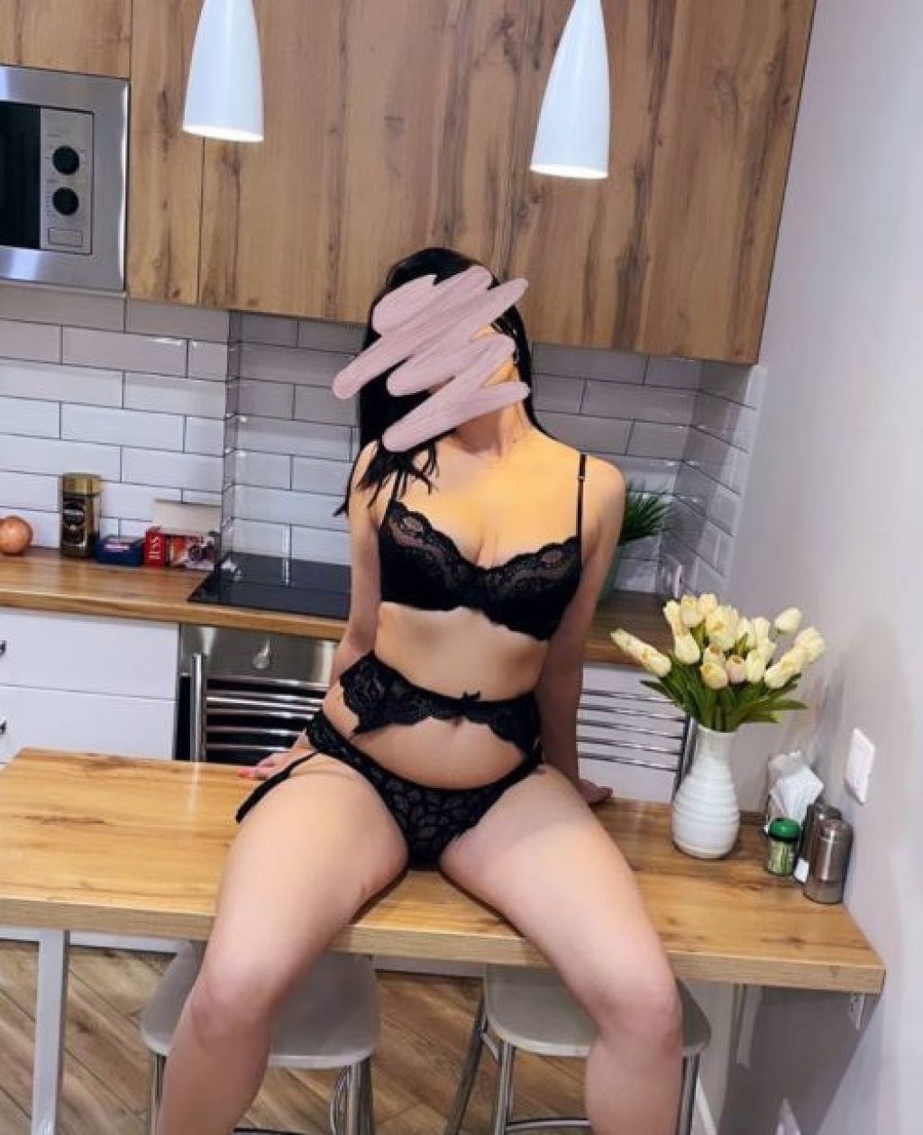 Ульяна Центр: проститутки индивидуалки в Омске