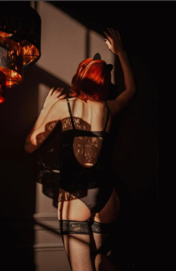 индивидуалка проститутка Омска