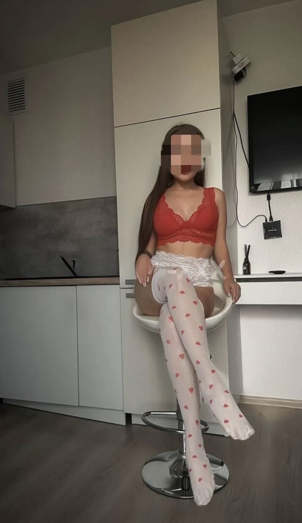 Аделина: проститутки индивидуалки в Омске