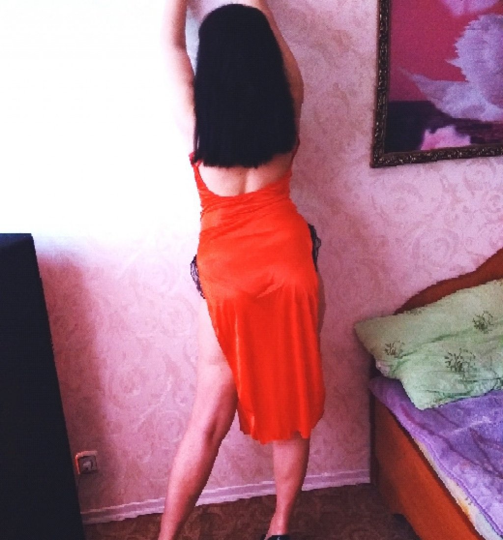 Иришка: проститутки индивидуалки в Омске