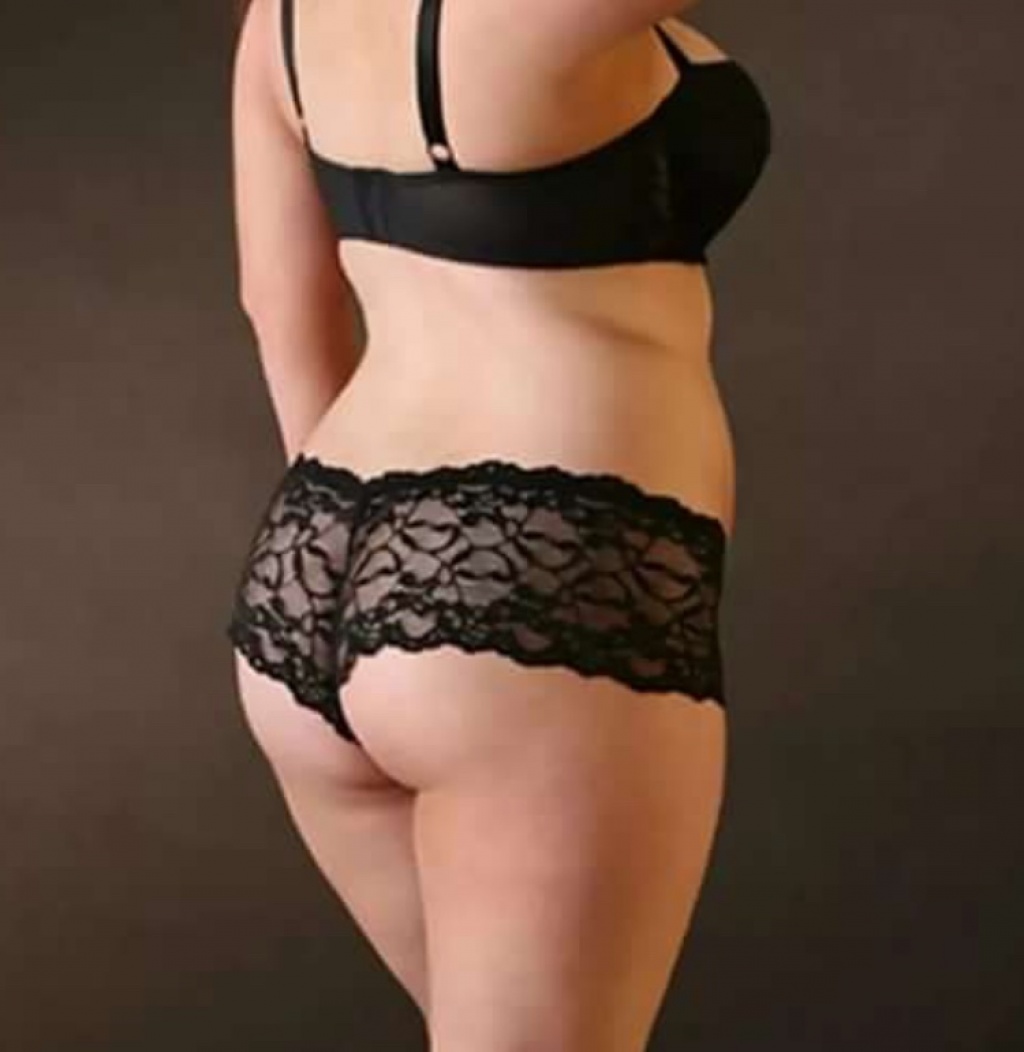 Кристя: проститутки индивидуалки в Омске