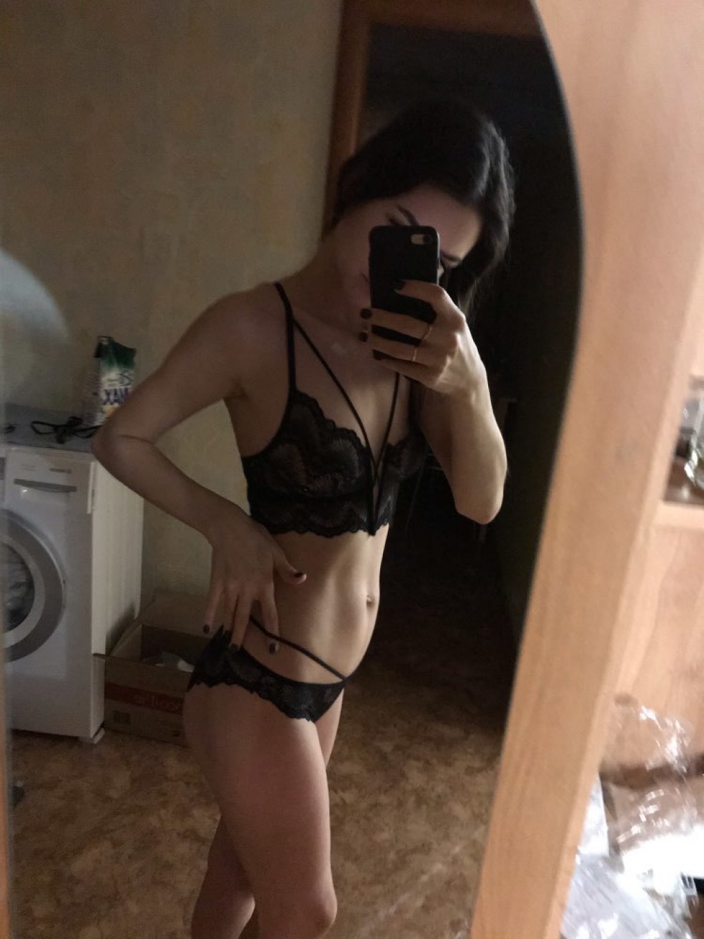 Яна : проститутки индивидуалки в Омске