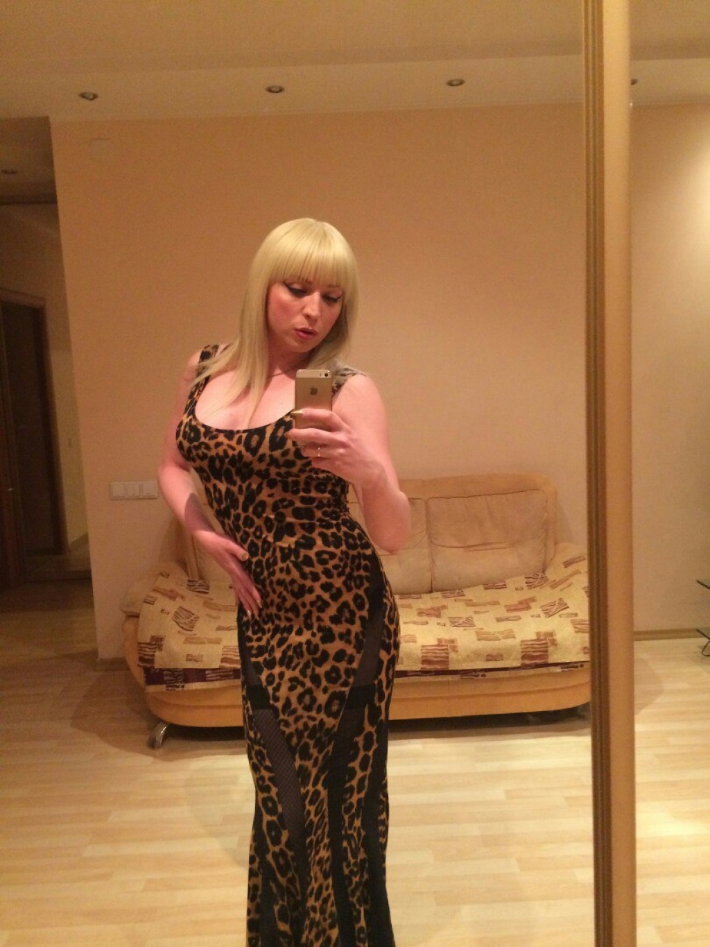 Транс Эля: проститутки индивидуалки в Омске