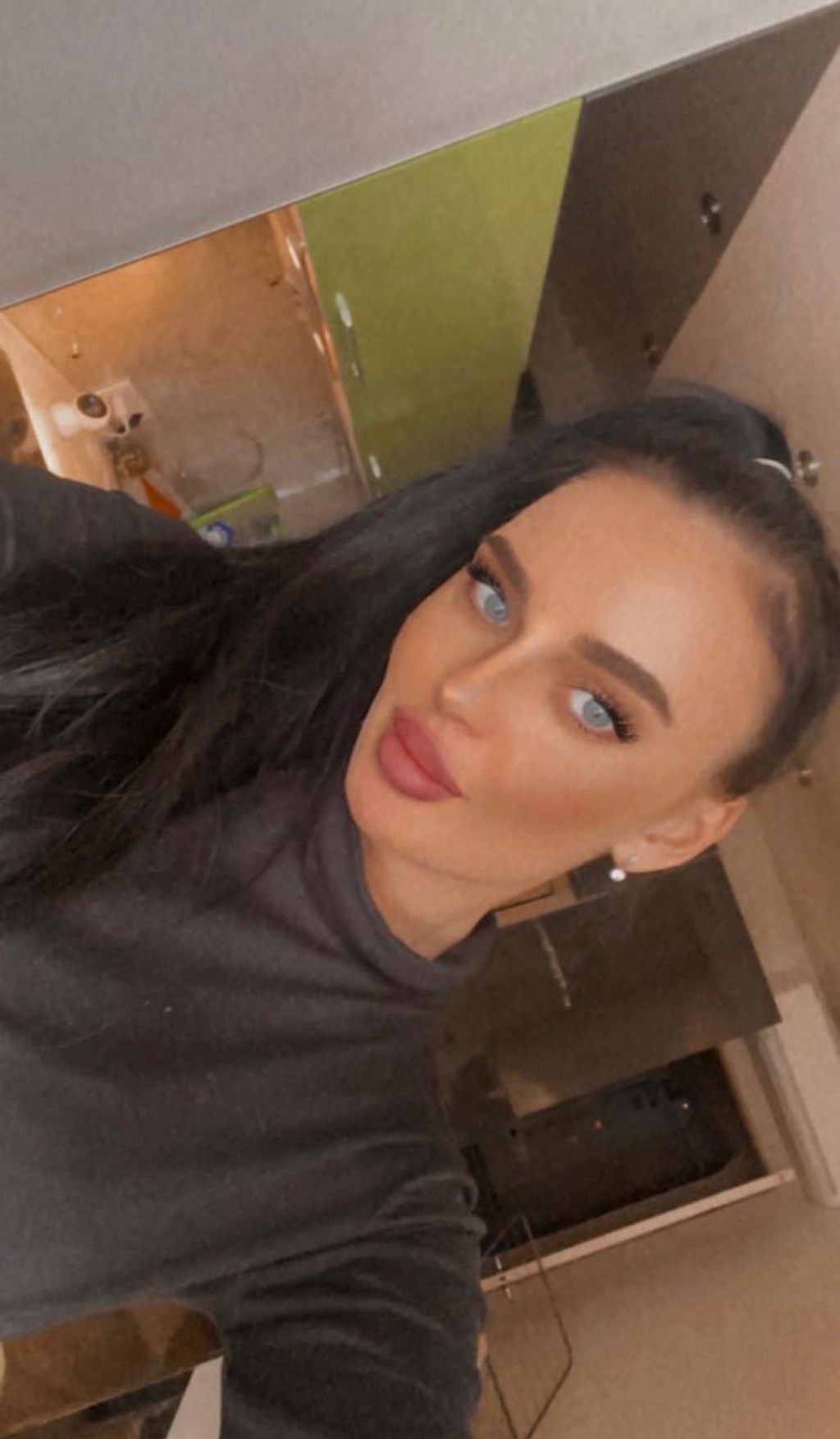 Надюша центр: проститутки индивидуалки в Омске